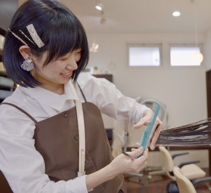 髙辻 礼子